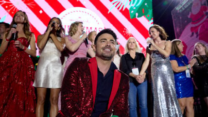 Inside the Hallmark Christmas Cruise 2025: 18 Stars, 4,000 Fans & the Ultimate Holiday Celebration at Sea!