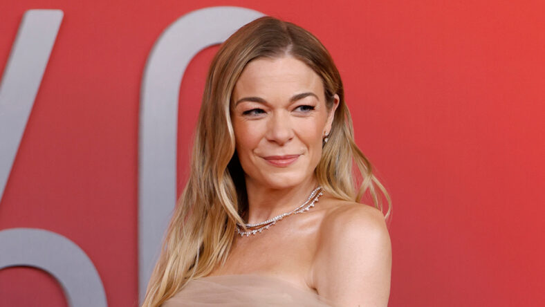 LeAnn Rimes cancels 2 shows