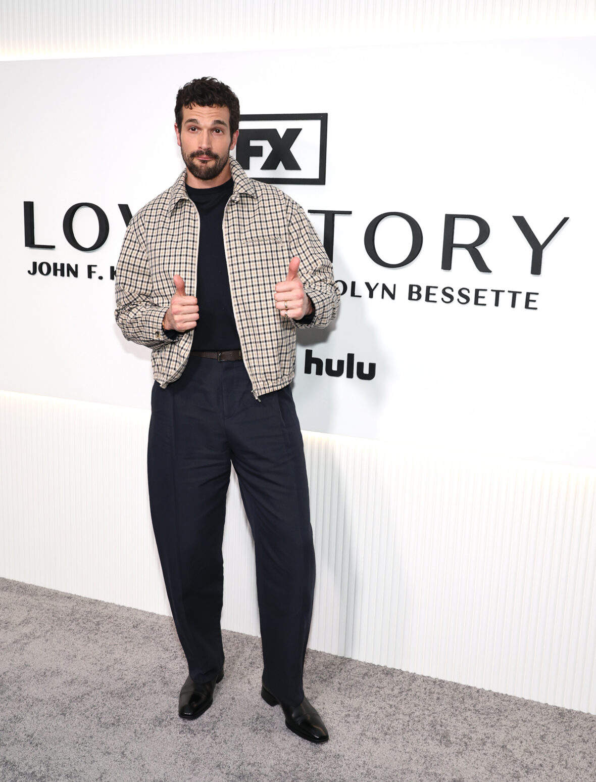 Love Story estrela em Nova York