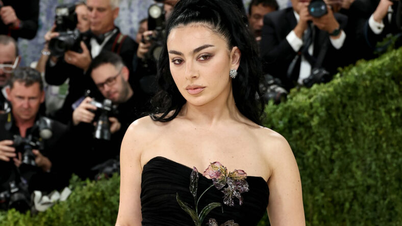 Charli xcx met gala 2026