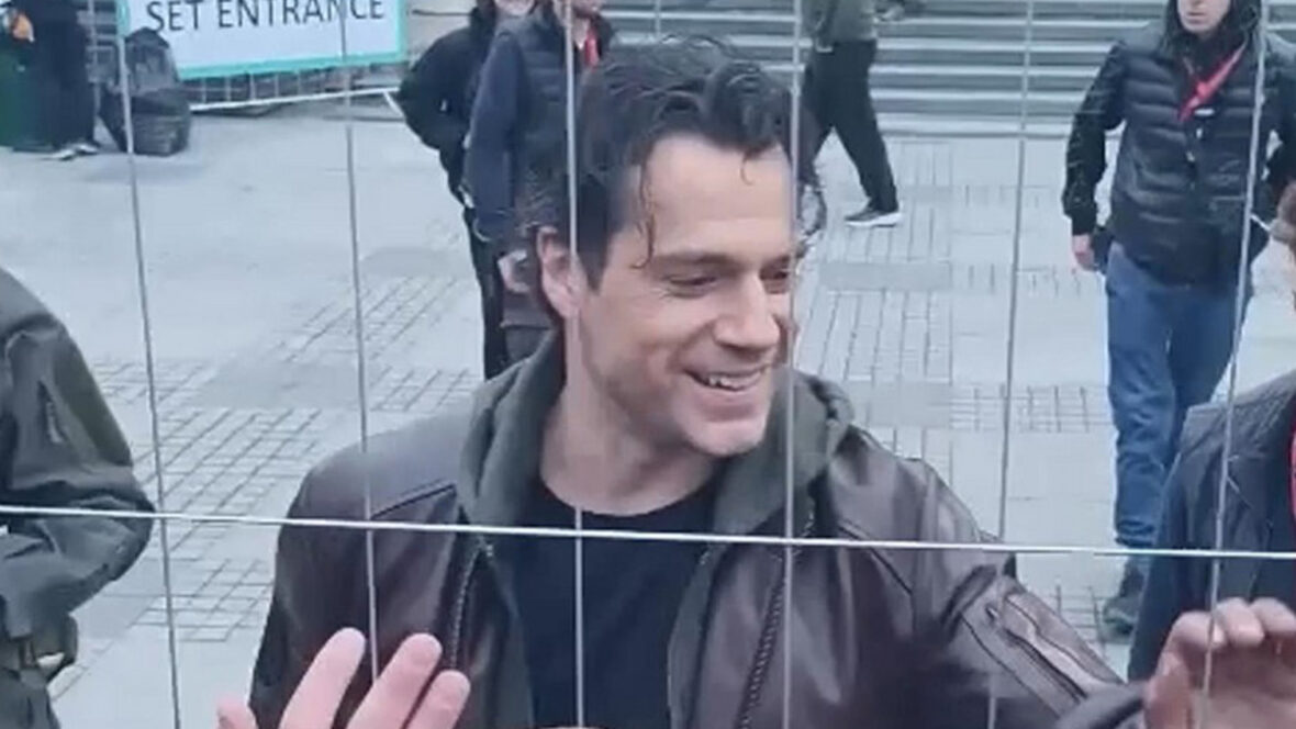 Henry Cavill on Highlander set