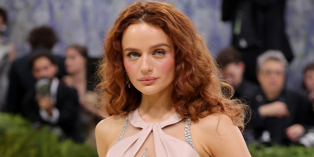 Joey King arrives for the Met Gala