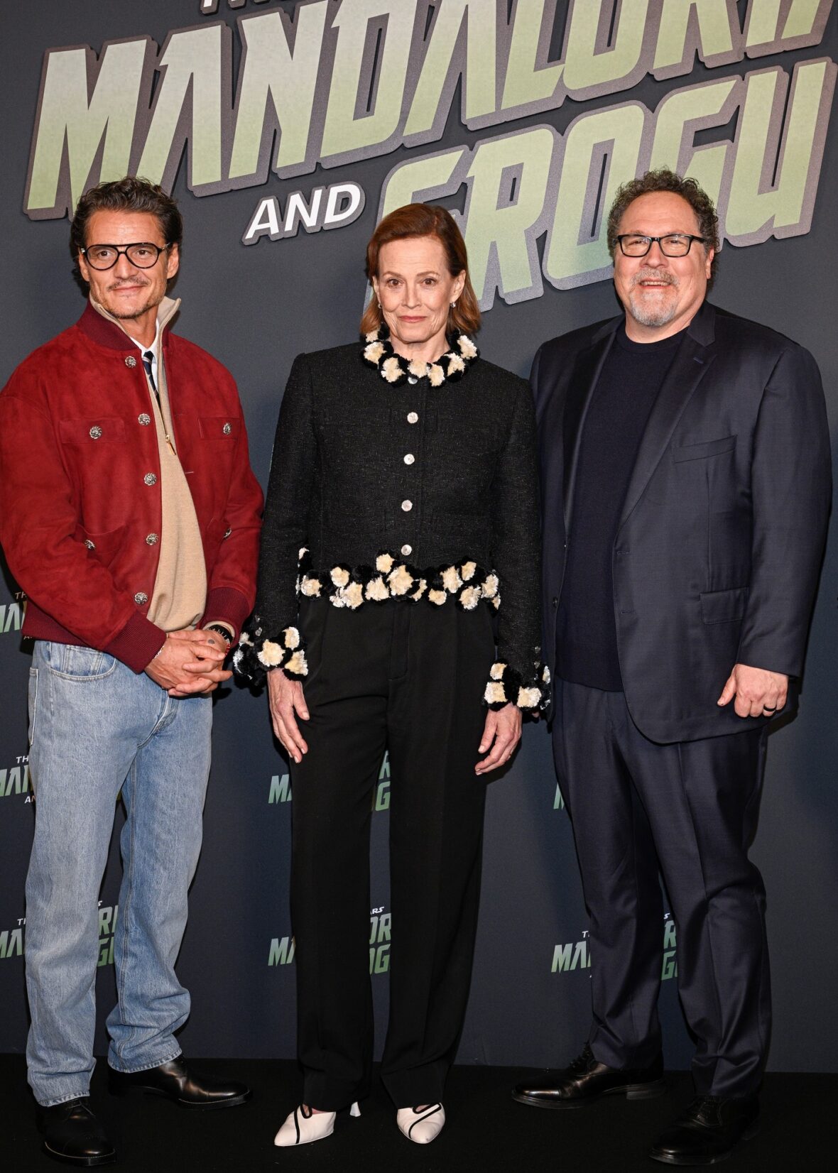 Sigourney Weaver e Pedro Pascal participam do 