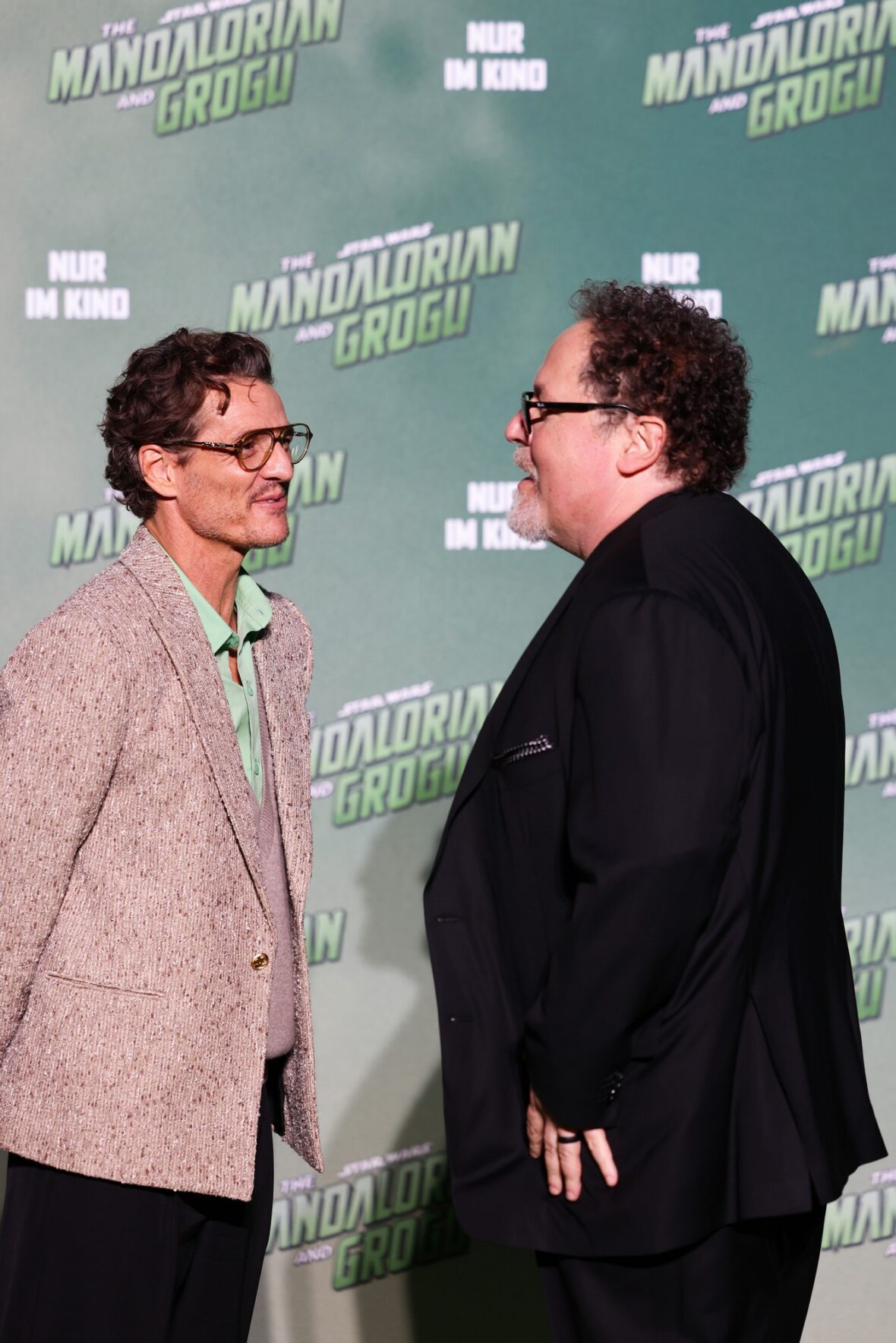 Pedro Pascal e Sigourney Weaver participam da celebração dos fãs em Berlim 