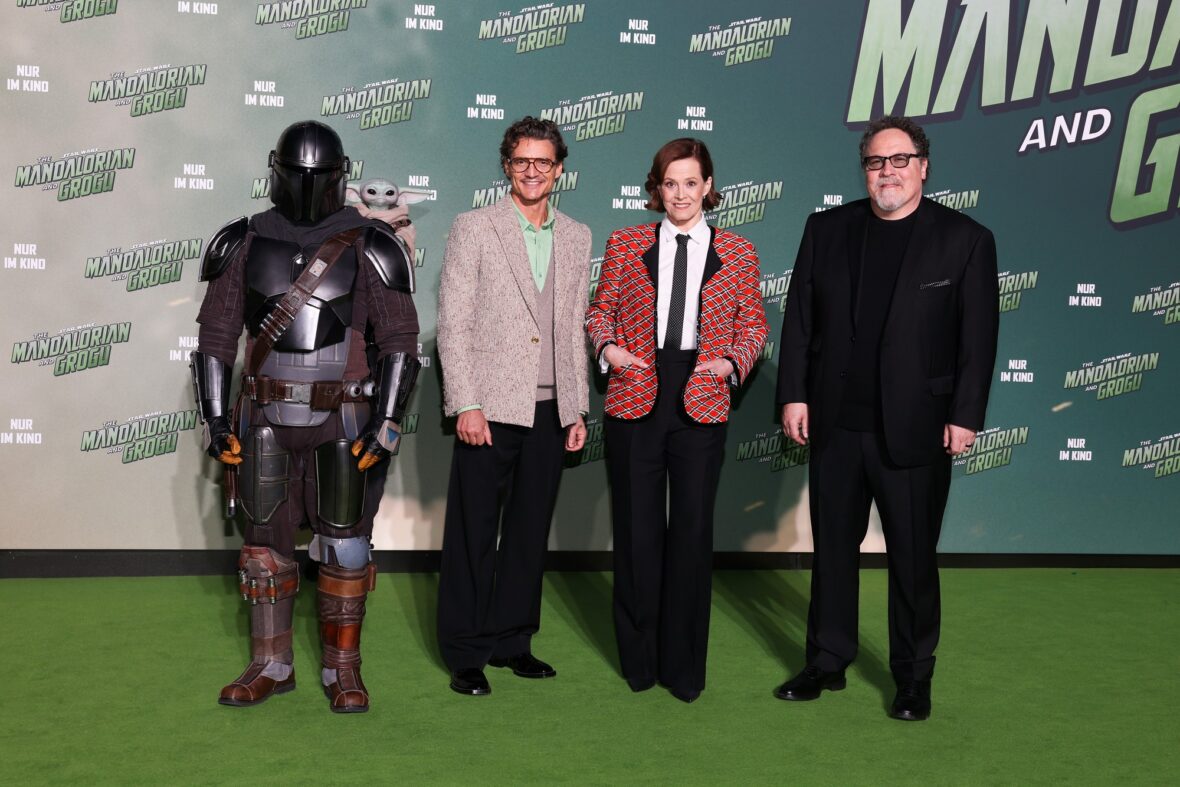 Pedro Pascal e Sigourney Weaver participam da celebração dos fãs em Berlim 