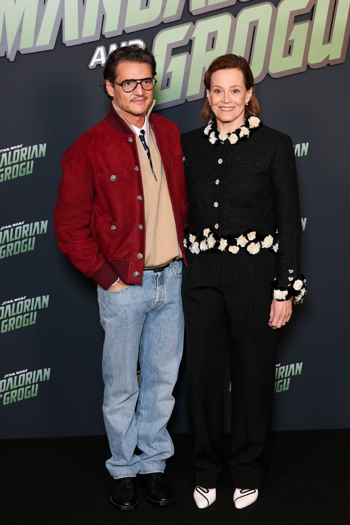 Sigourney Weaver e Pedro Pascal participam do 