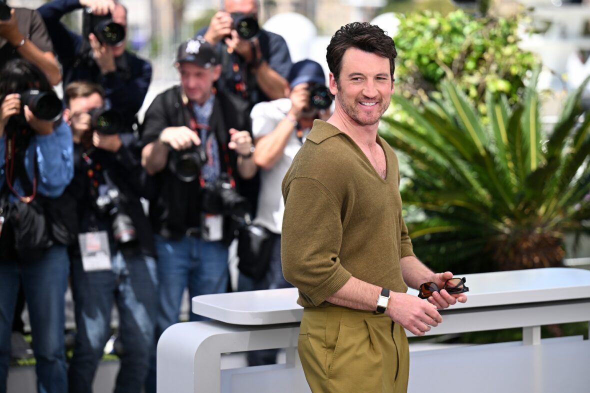 Miles Teller e Adam Driver na sessão fotográfica de Cannes em 17 de maio de 2026