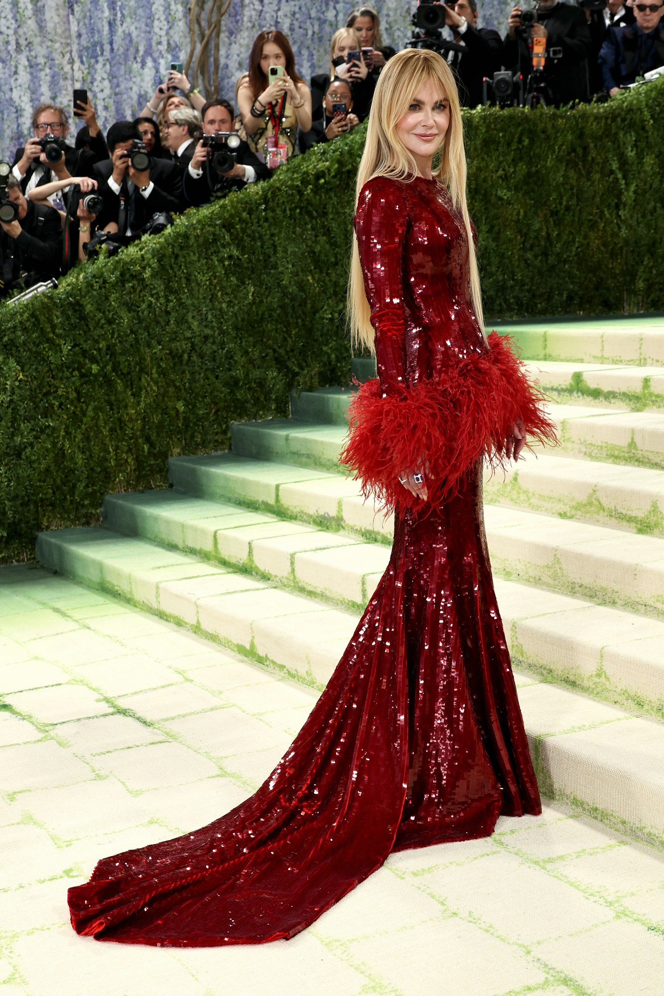 Co-Chair Nicole Kidman Arrives in Chanel at Met Gala 2026 with Daughter ...