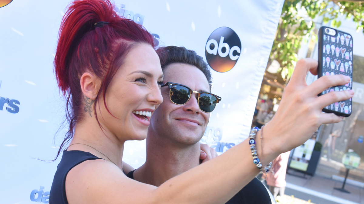 Sharna Burgess Reveals She Previously Dated Fellow ‘Dancing with the Stars’ Pro Sasha Farber & Why They Broke Up – Just Jared – Celebrity News and Gossip