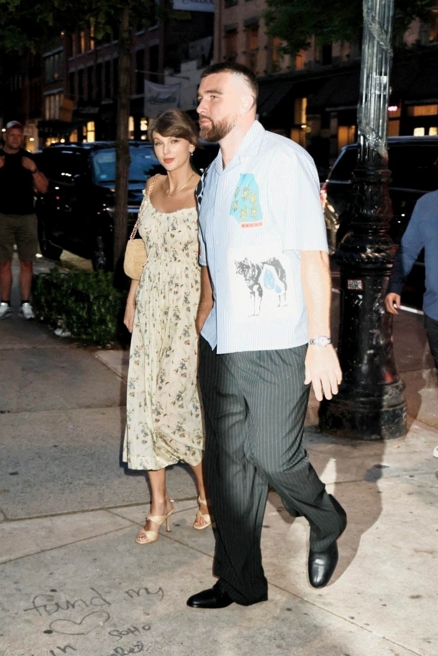 Taylor Swift and Travis Kelce grab dinner in New York City