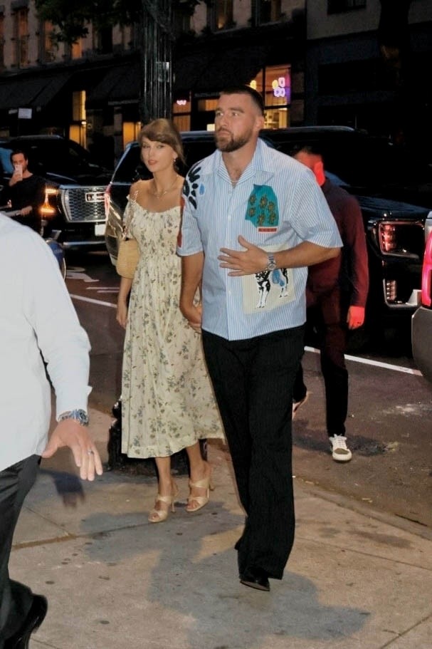 Taylor Swift and Travis Kelce grab dinner in New York City