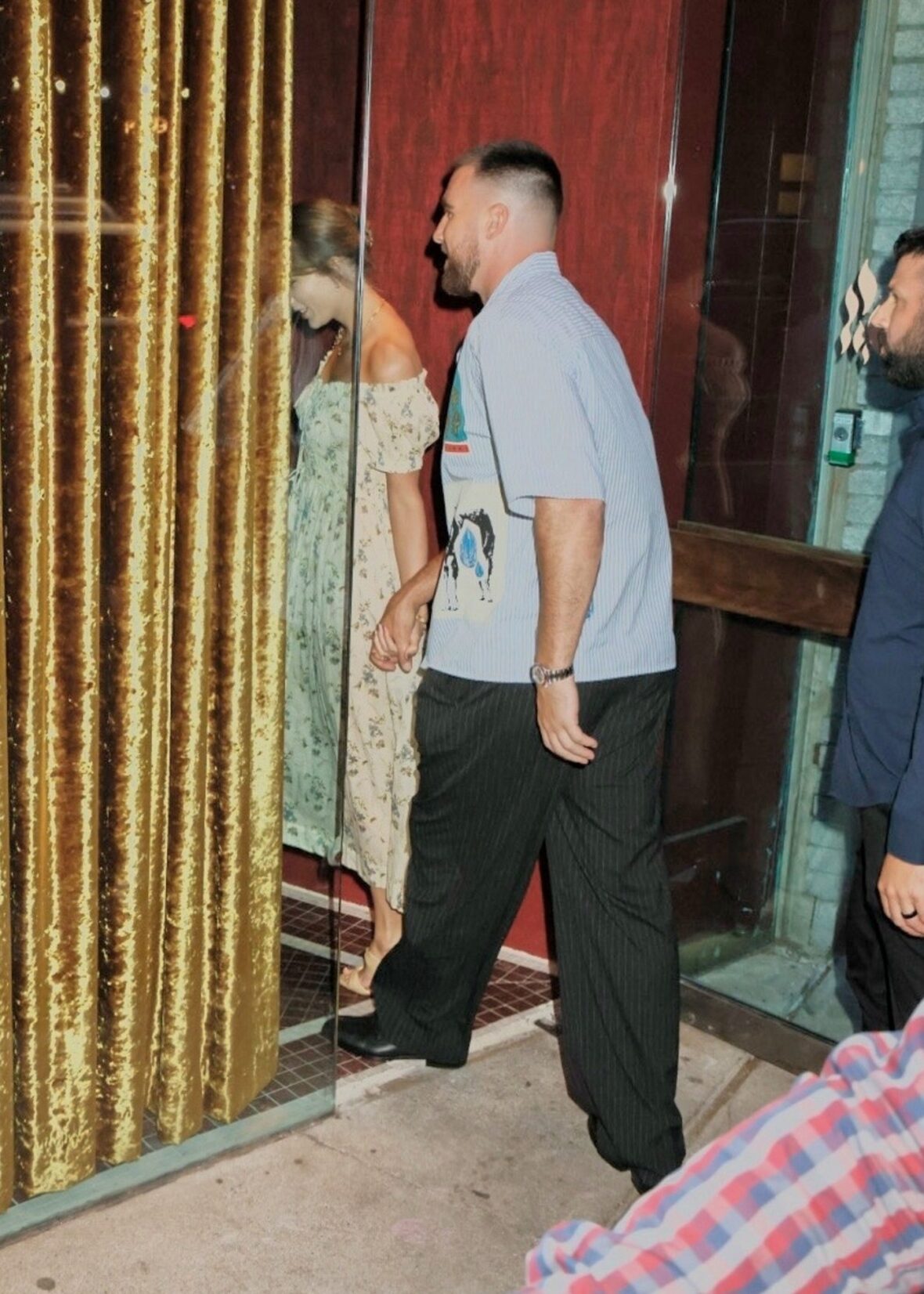 Taylor Swift and Travis Kelce grab dinner in New York City