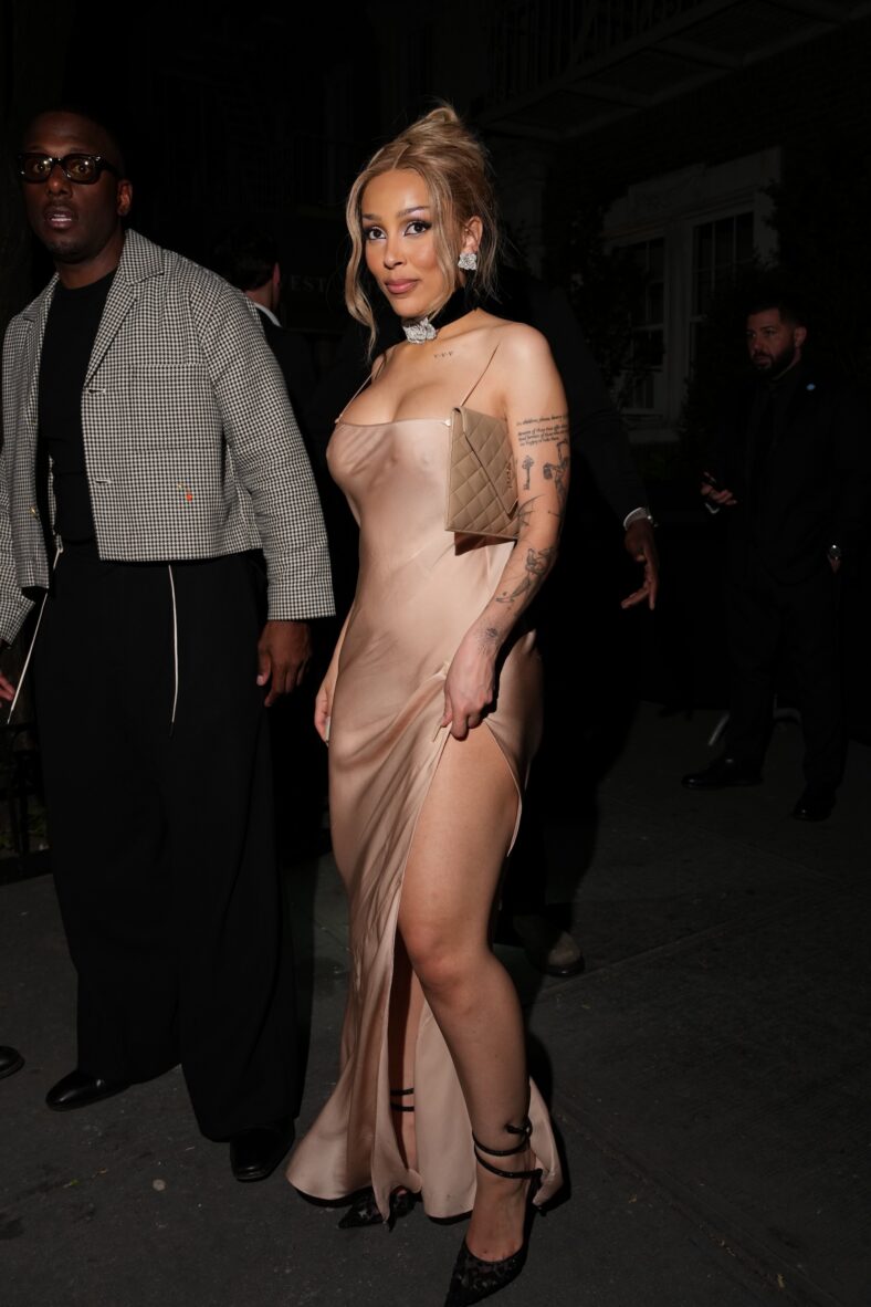 Doja Cat Saint Laurent Depois da Festa