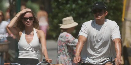 Orlando Bloom and Luisa Laemmel bike riding in Forte dei Marmi in late July 2026