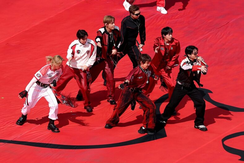 Madonna, Shakira, Justin Bieber, BTS & More Perform at FIFA World Cup ...