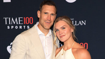 Brooks Laich and Katri?n Tanja Davi?ðsdo?ttir on the red carpet