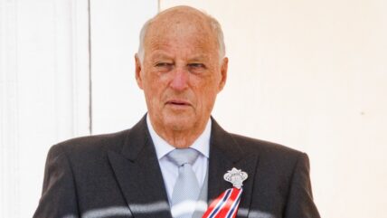 King Harold of Norway dies