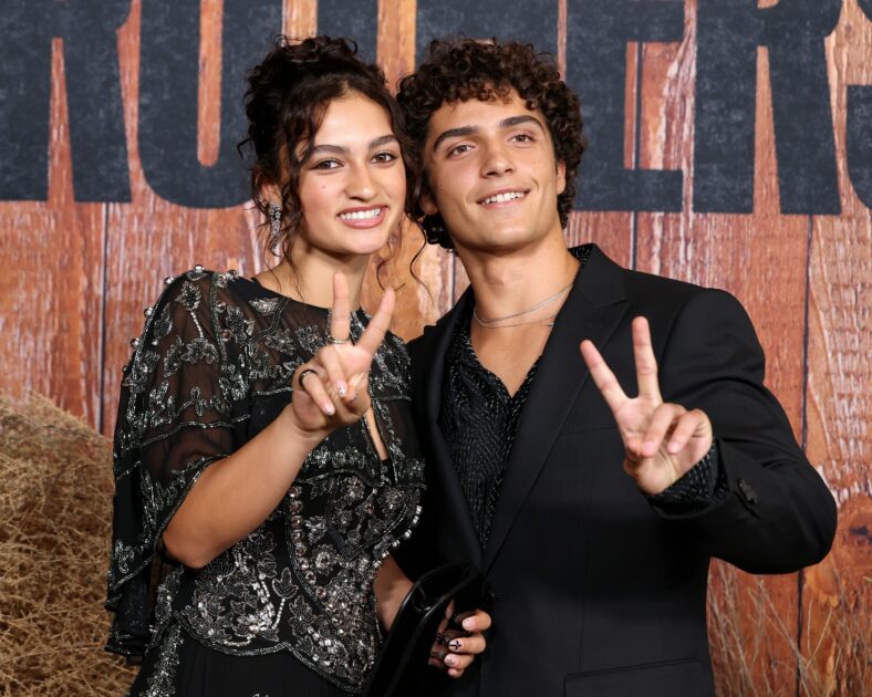 Stars at Brothers premiere in LA