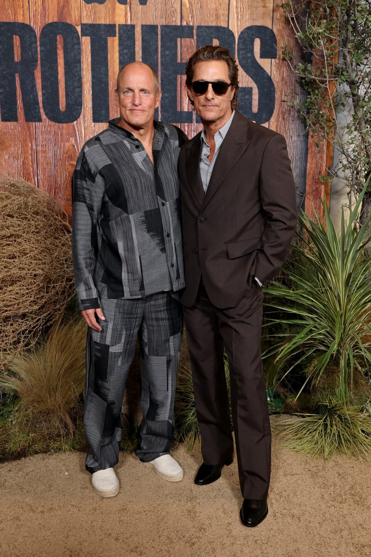 Stars at Brothers premiere in LA