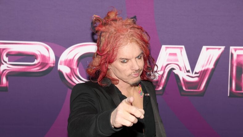 Carrot Top on red carpet