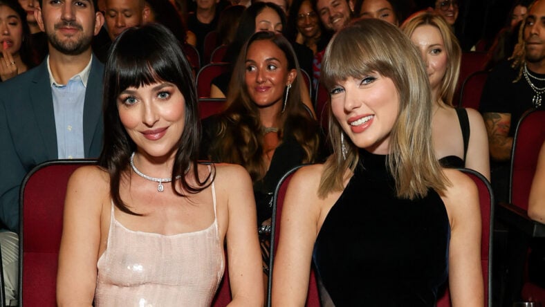 Dakota Johnson and Taylor Swift at the VMAs