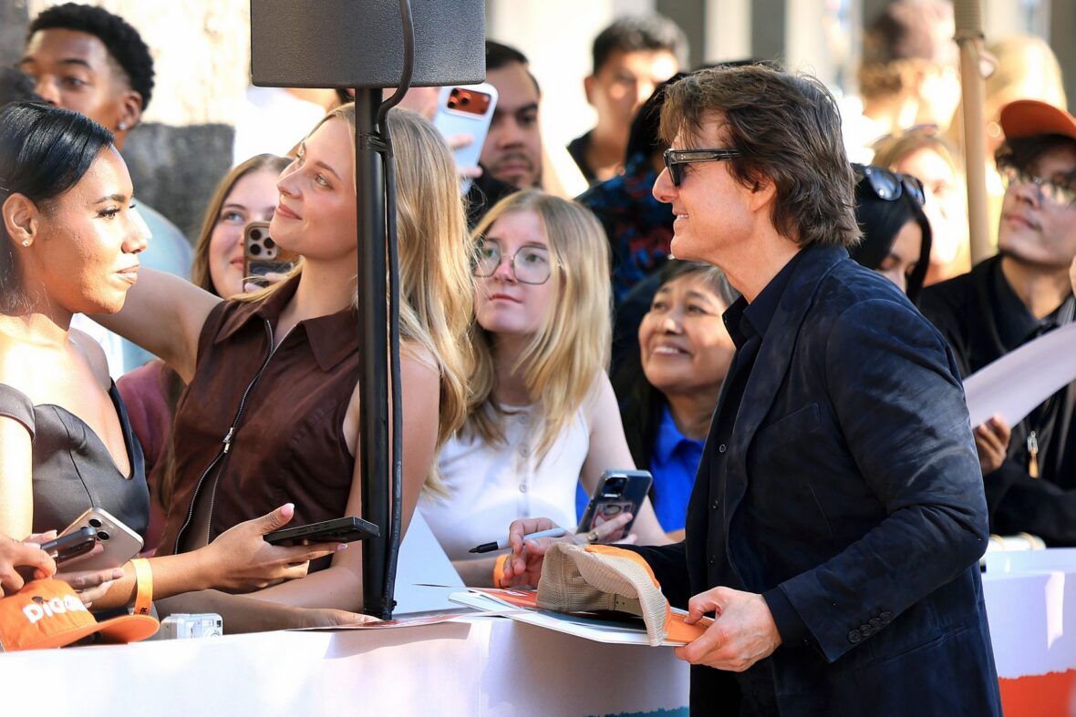 Digger cast at the Los Angeles movie.