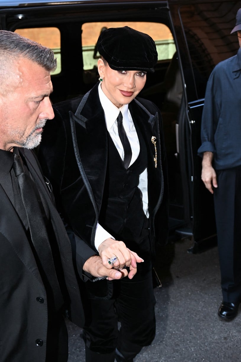Jennifer Lopez in sharply tailored Dolce & Gabbana look in Milan.