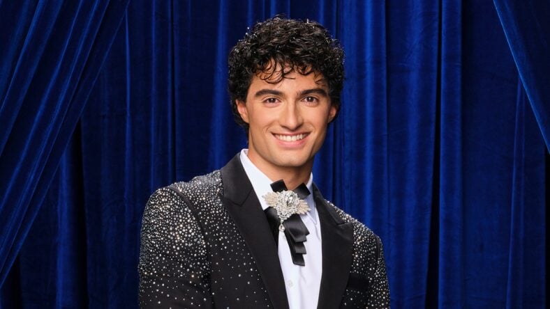 Ezra Frech is single