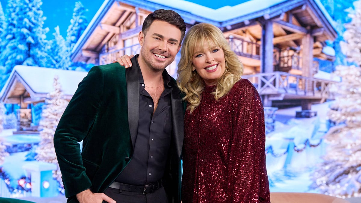 Jonathan Bennett Confirms ‘Finding Mr. Christmas’ Has Been Canceled by Hallmark Channel