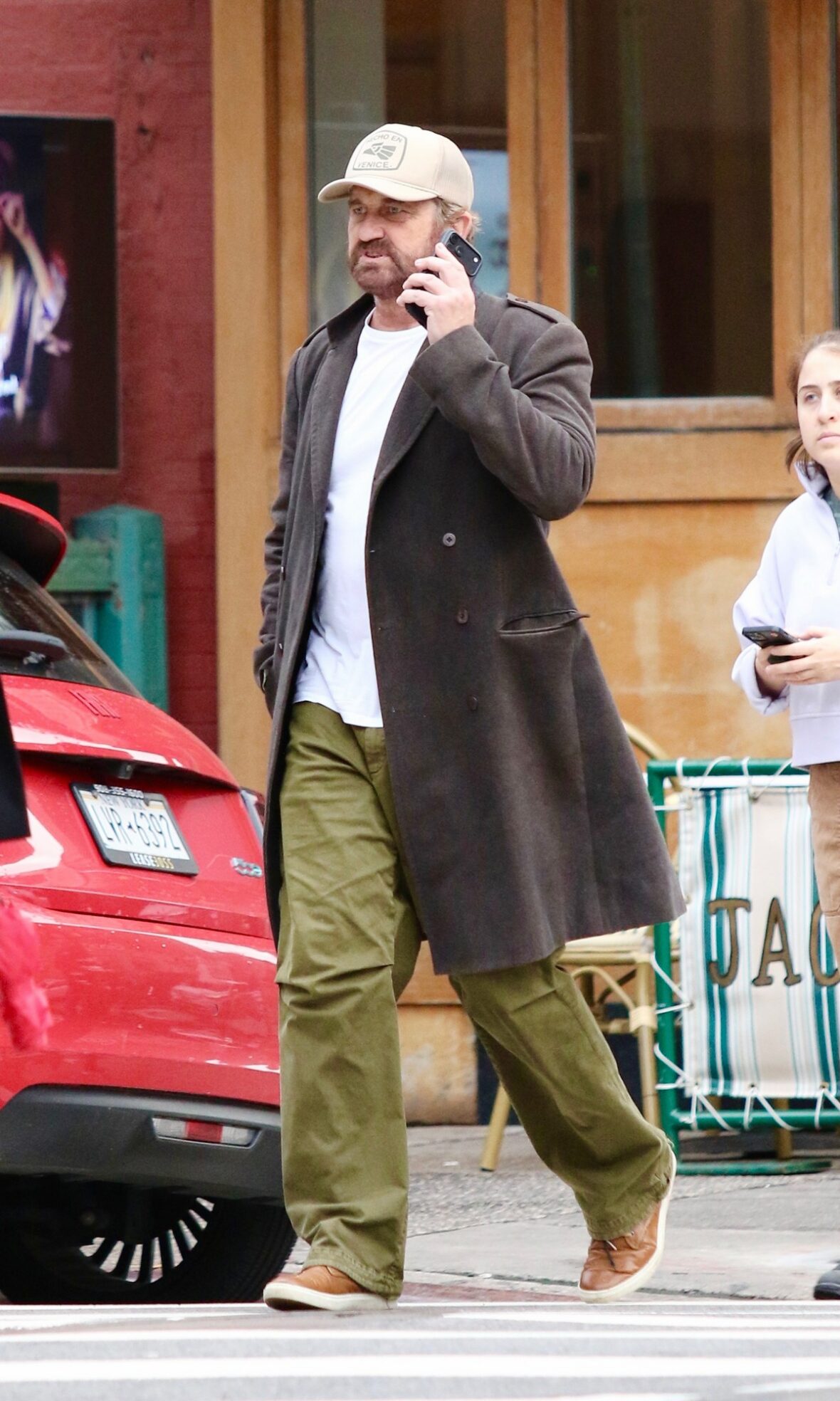 Gerard Butler and Morgan Brown on walk in New York City