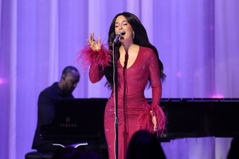 Kacey Musgraves performs at VMAs
