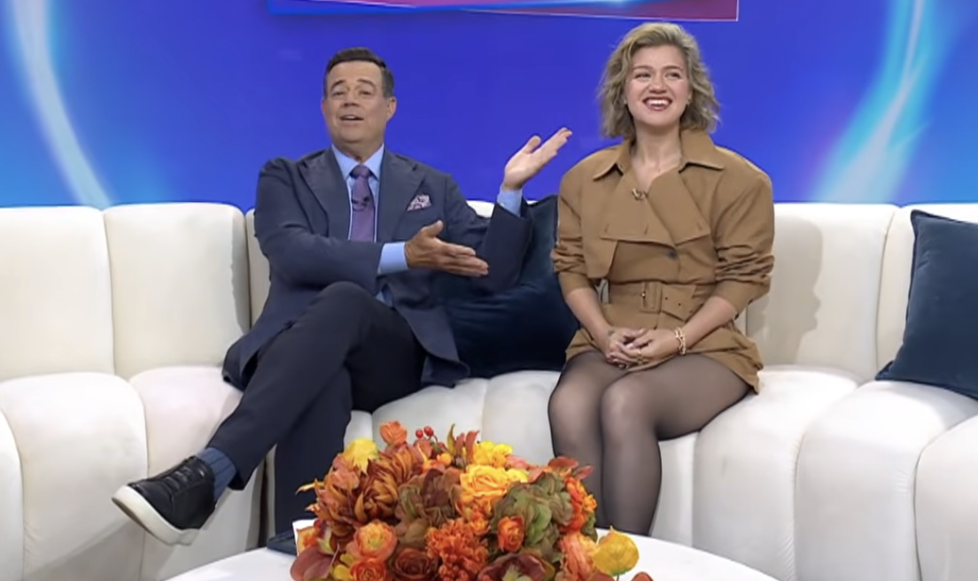 Kelly Clarkson Debuts Dramatic Short Bob During Today Appearance