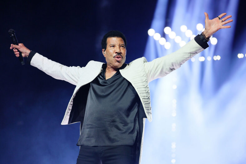 Lionel Richie stock photo performing on stage