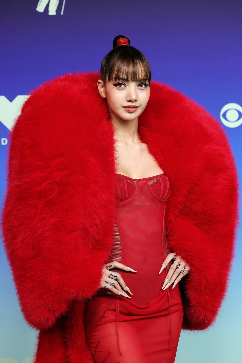 LISA wears big fur coat at the 2026 MTV VMAs