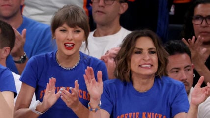 Taylor Swift and Mariska Hargitay cheer on the Knicks courtside