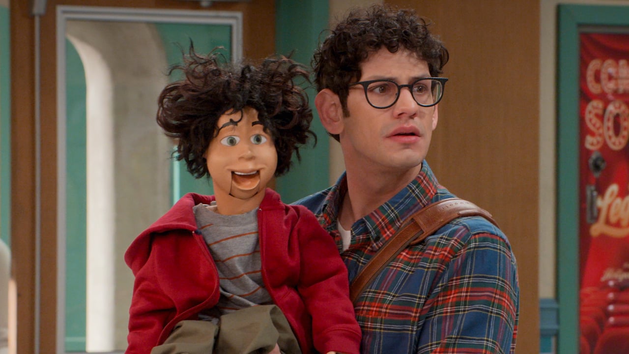 ‘Hollywood Arts’ Trailer: OG ‘Victorious’ Star Matt Bennett to Reprise Role In Sequel Series – Watch!
