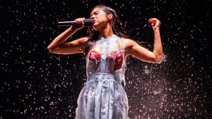 Olivia Rodrigo's dress melts away while performing The Cure on tour