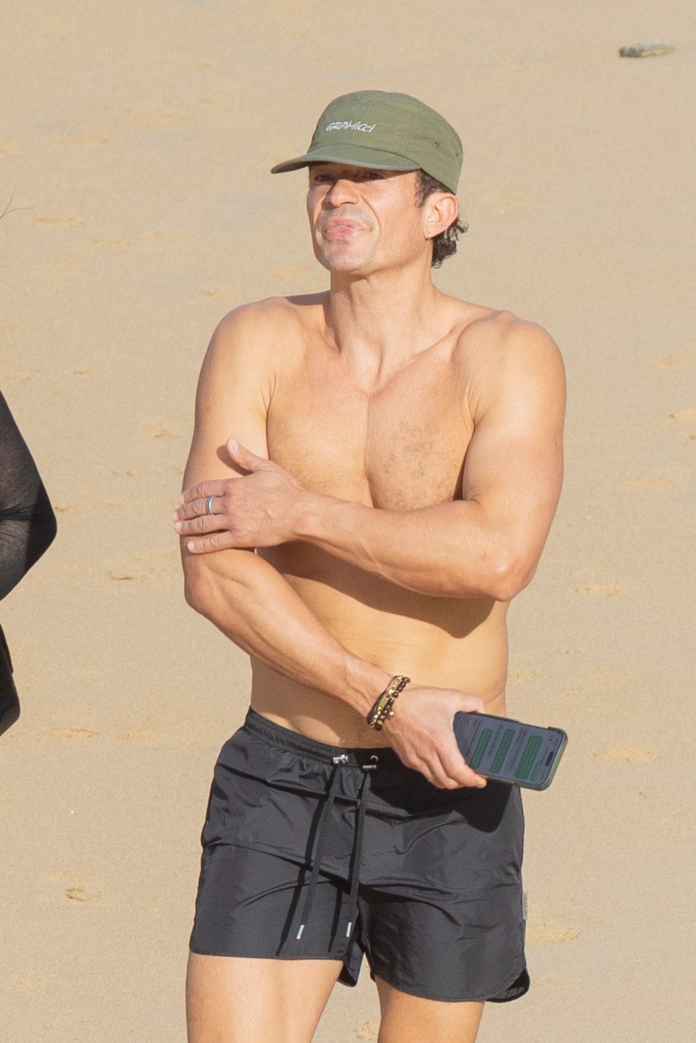 Orlando Bloom shirtless in Spain