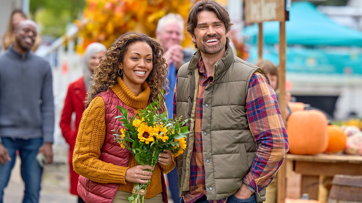 ‘Pumpkin Regatta Romance’ Cast, Filming Locations & How&hellip;