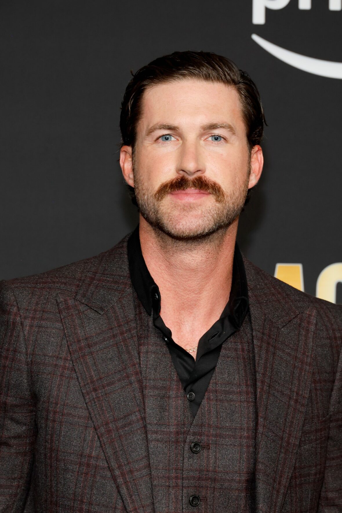 Photos of Riley Green without a hat