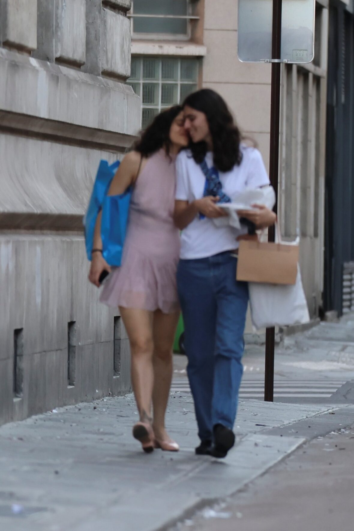 Rosalia & Loli Bahia in Paris