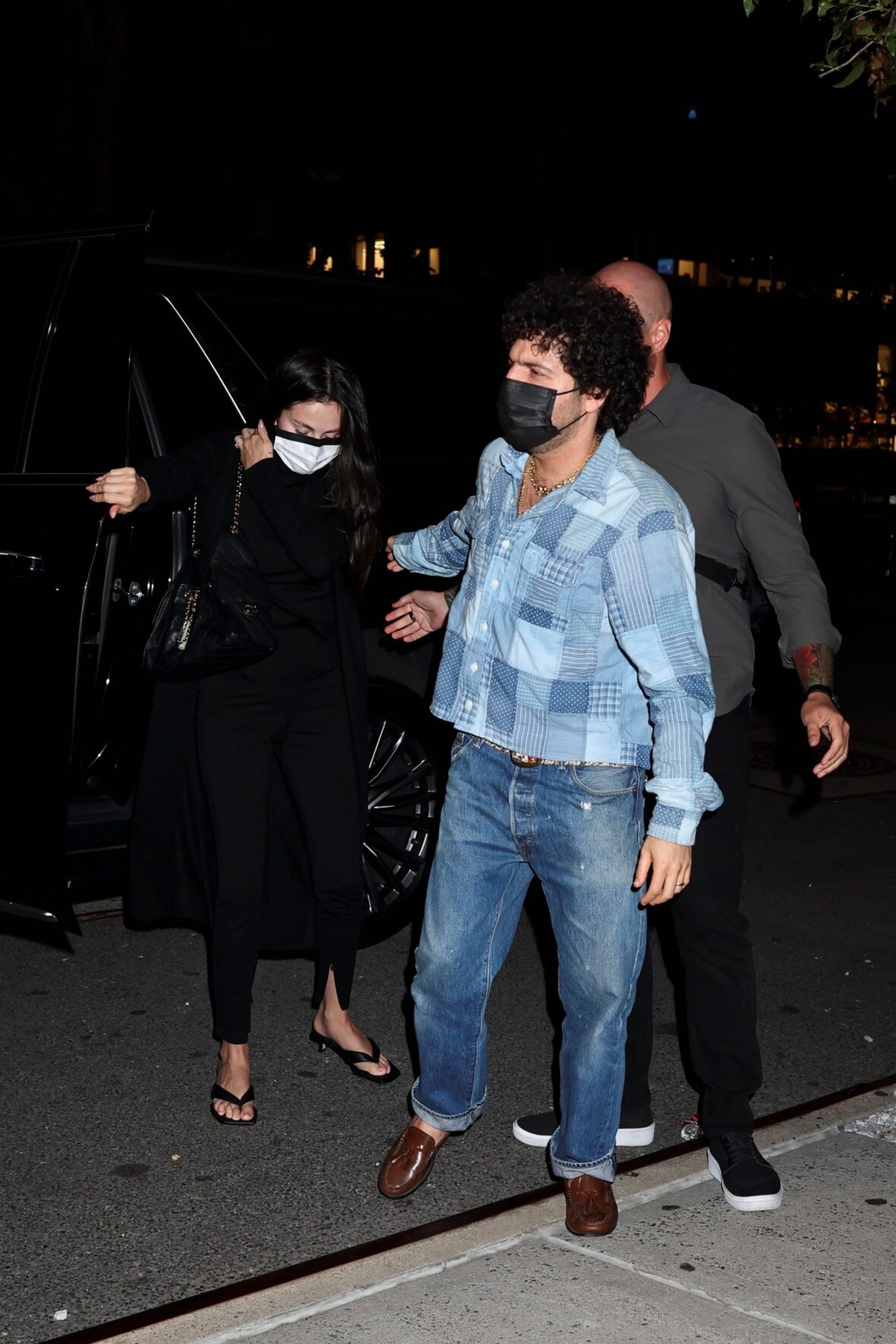 Selena Gomez and Benny Blanco return to their hotel after getting dinner in NYC