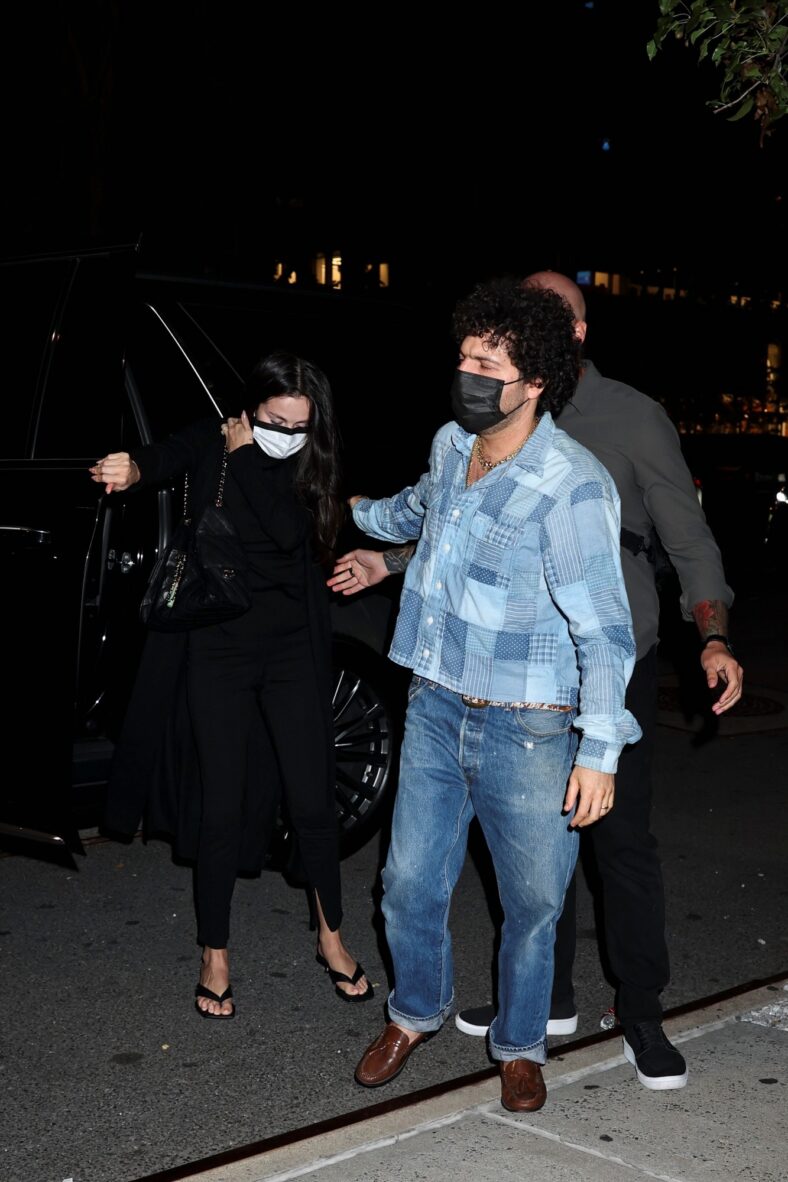 Selena Gomez and Benny Blanco return to their hotel after getting dinner in NYC