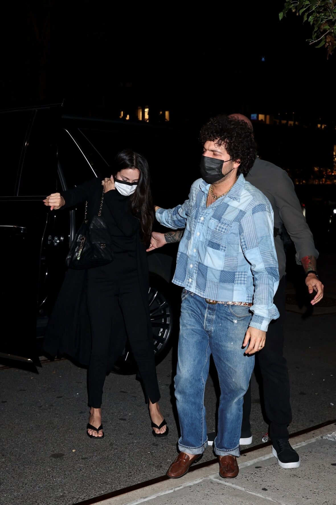 Selena Gomez and Benny Blanco return to their hotel after getting dinner in NYC