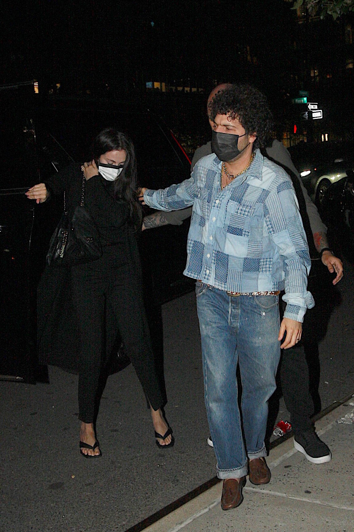 Selena Gomez and Benny Blanco return to their hotel after getting dinner in NYC