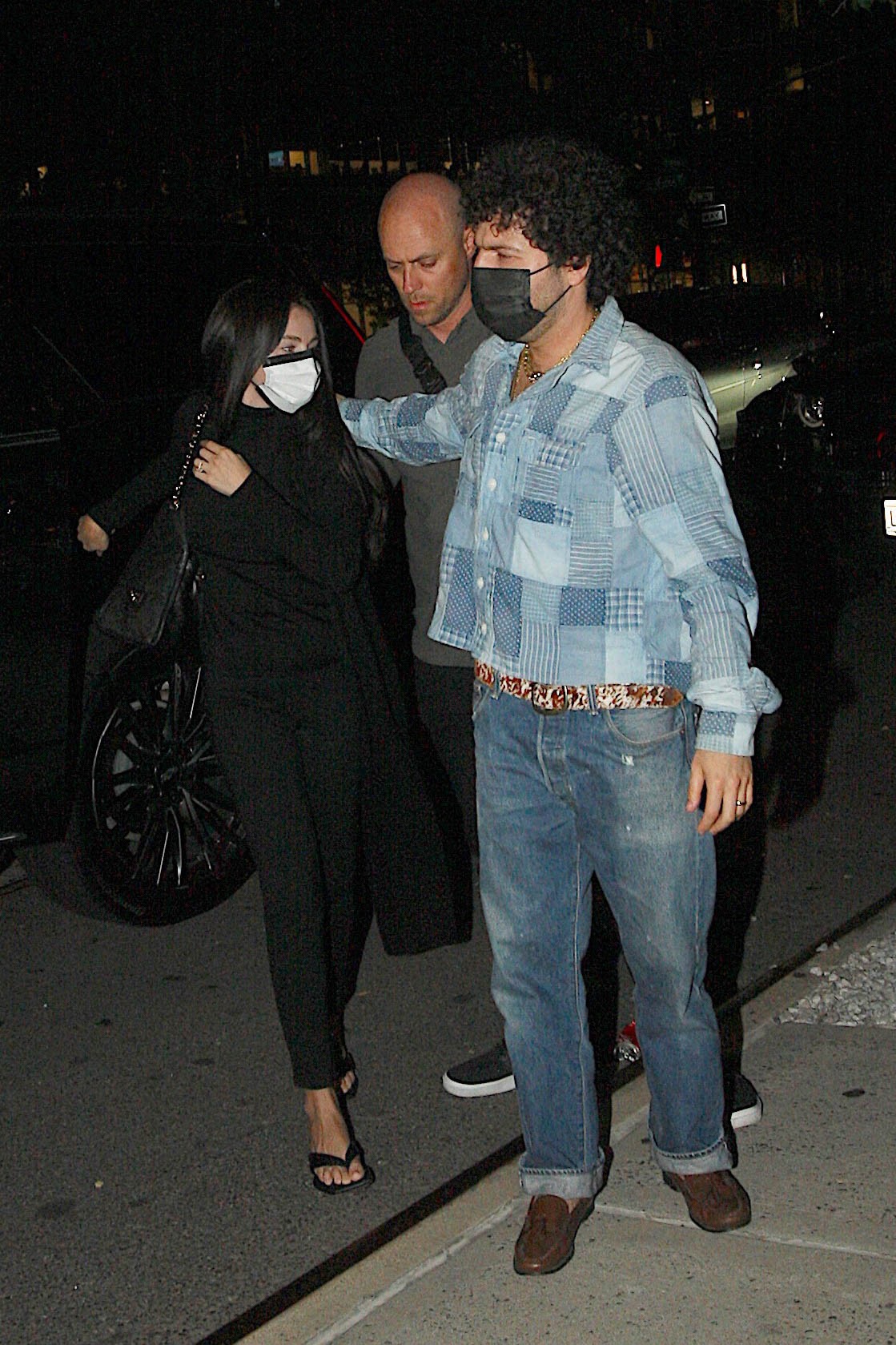 Selena Gomez and Benny Blanco return to their hotel after getting dinner in NYC