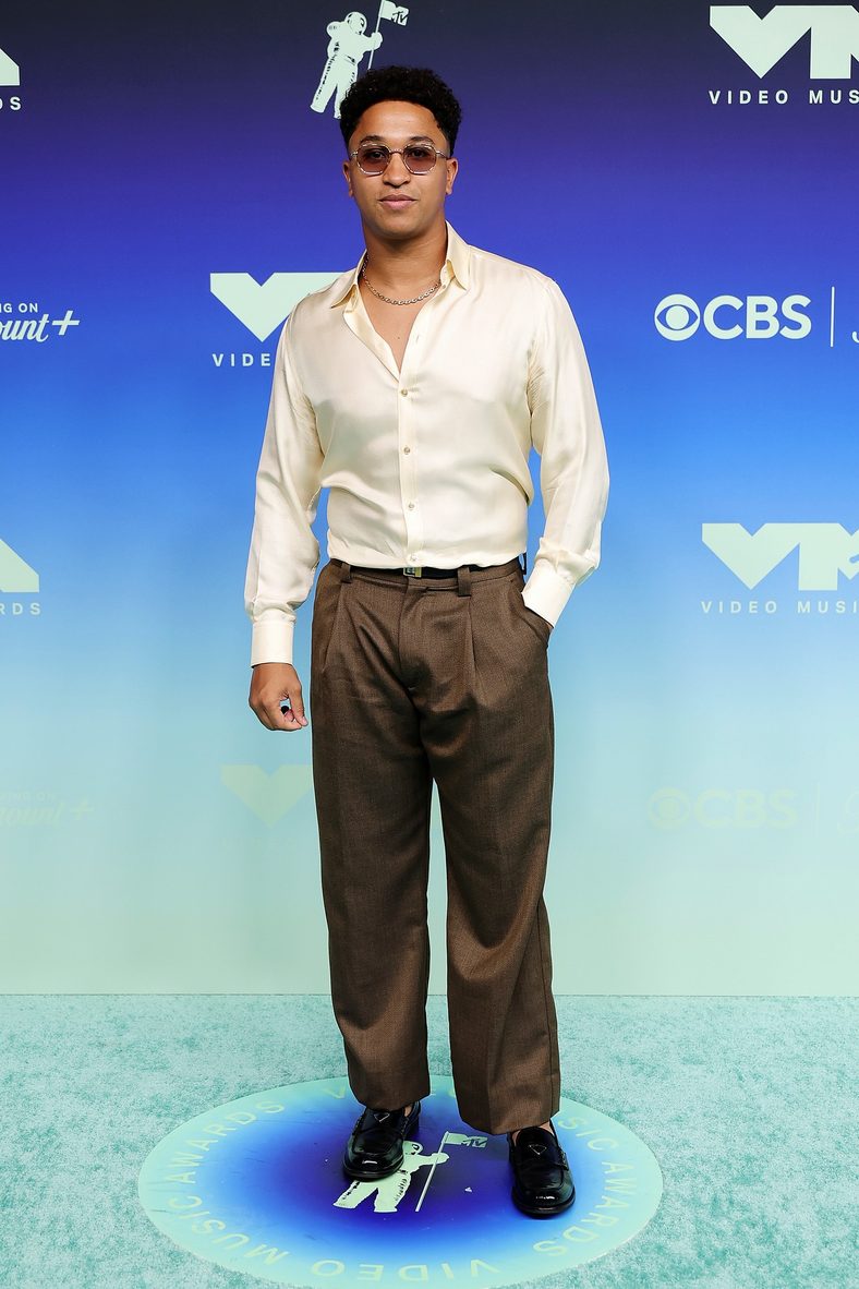 Brandon Armstrong poses on the carpet at the 2026 MTV VMAs