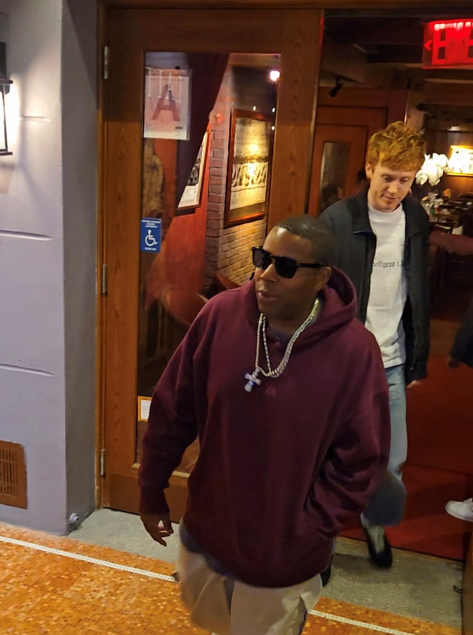 SNL cast members exit a restaurant on September 23 in NYC
