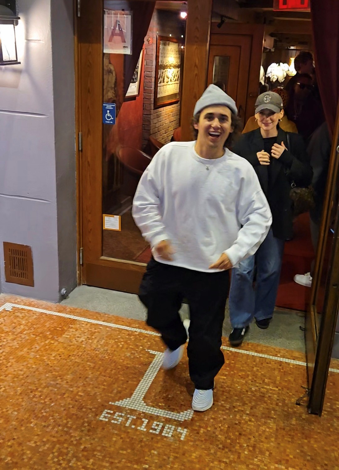 SNL cast members exit a restaurant on September 23 in NYC