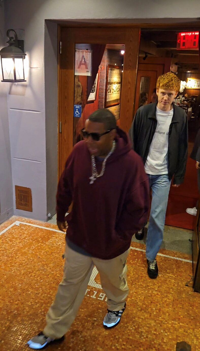 SNL cast members exit a restaurant on September 23 in NYC